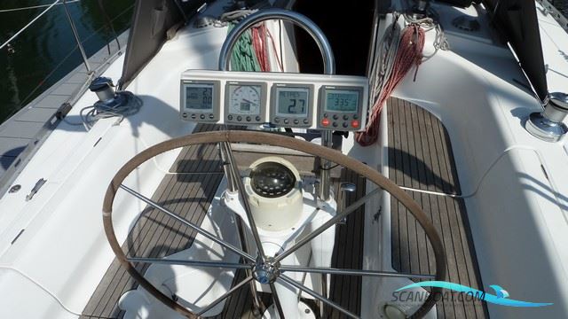 Dufour 38 Classic