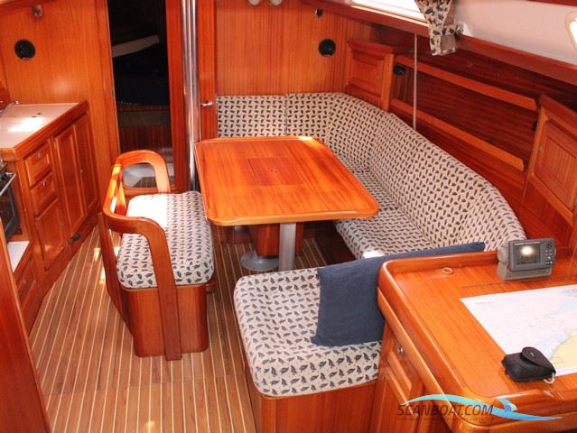 Dufour 38 Classic