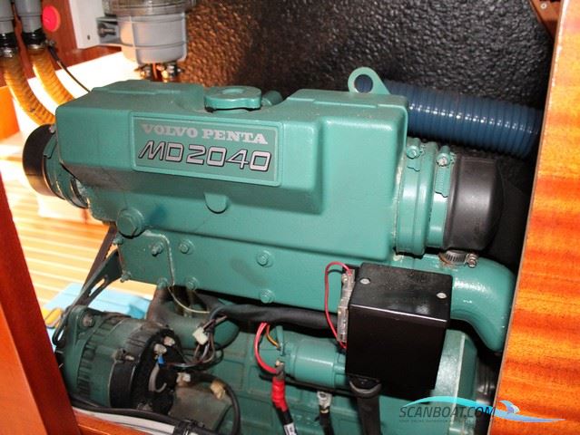 Dufour 38 Classic