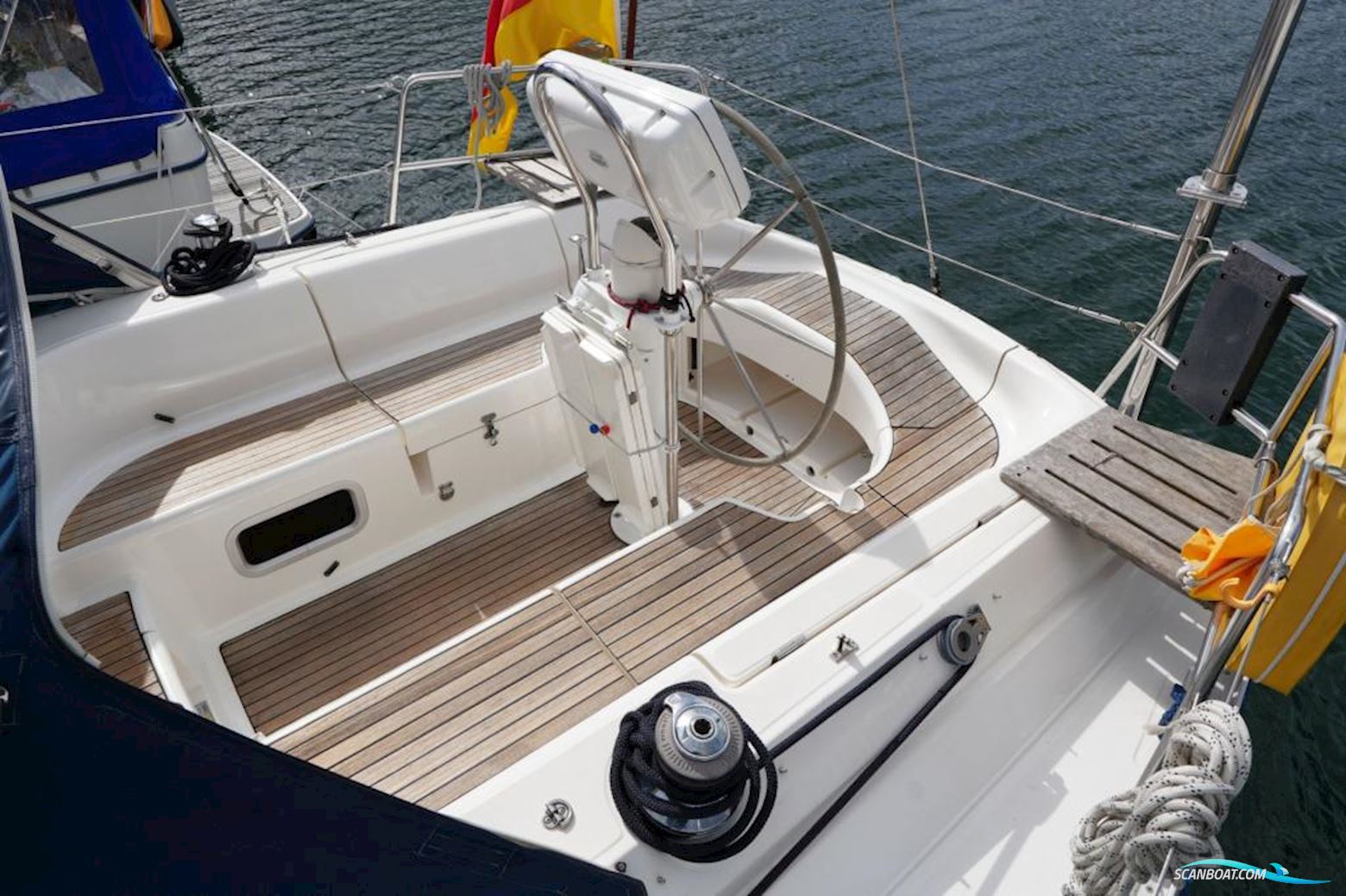 Dufour 38 Classic
