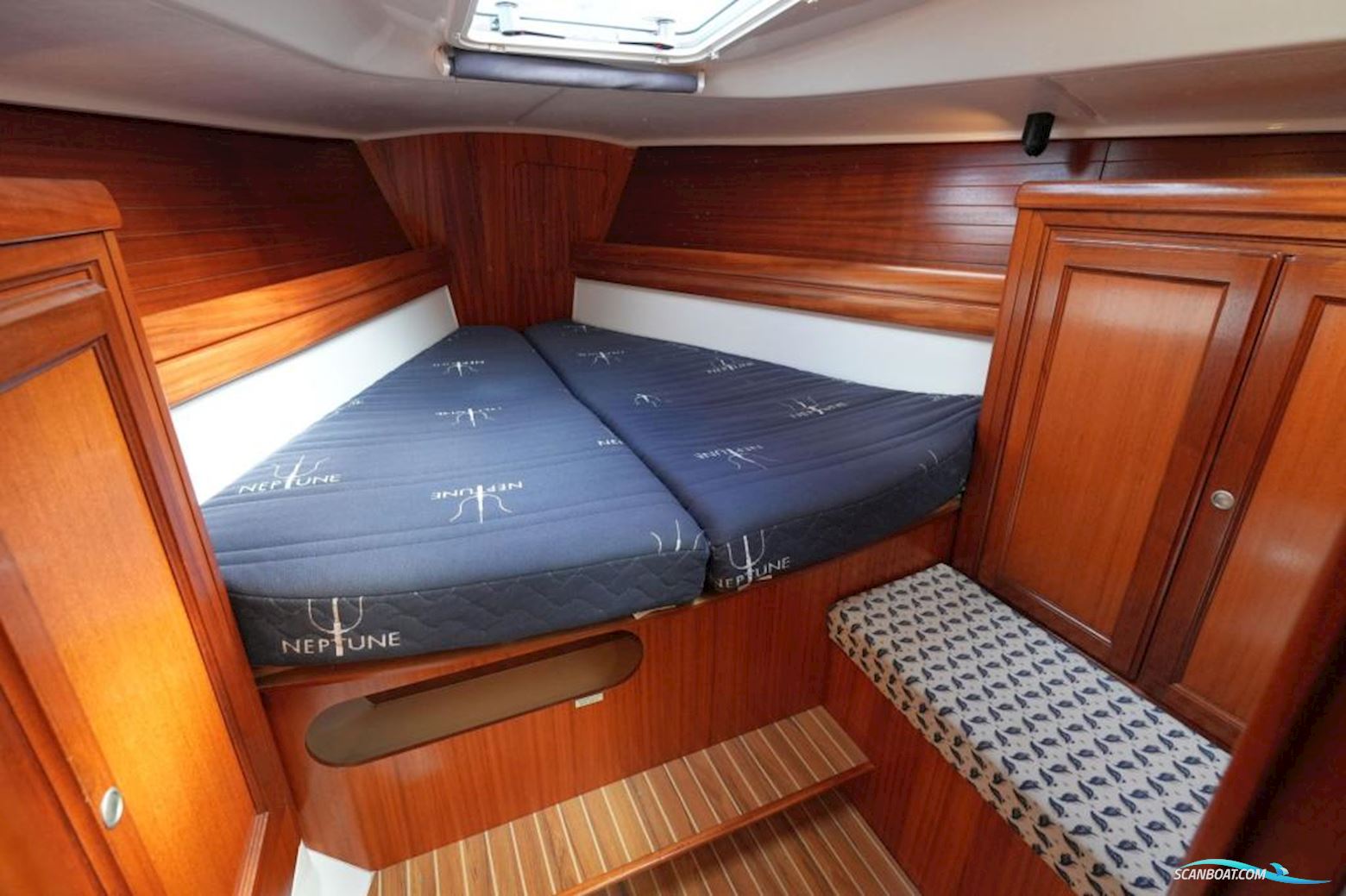 Dufour 38 Classic