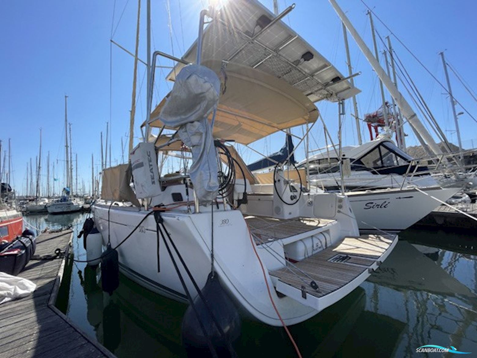 Dufour 380 Grand Large