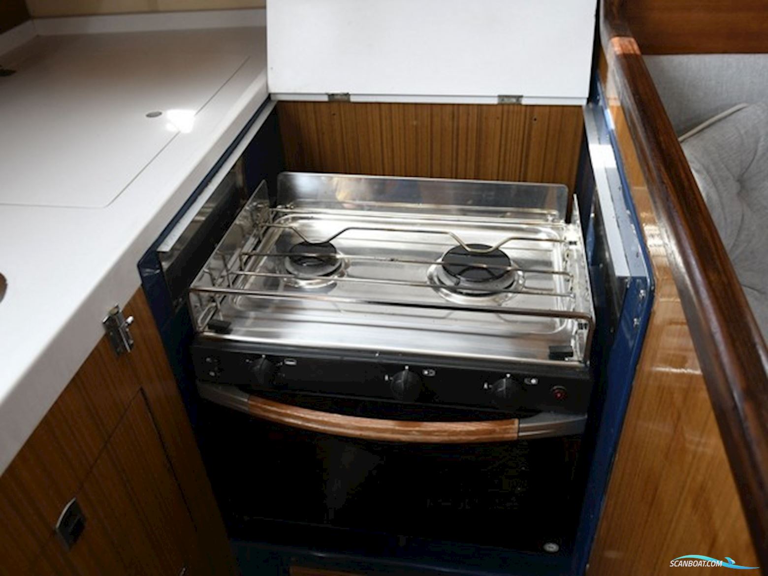 Dufour 3800