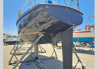 Dufour 3800 Segelboot 1982, mit Volvo Penta motor, Portugal