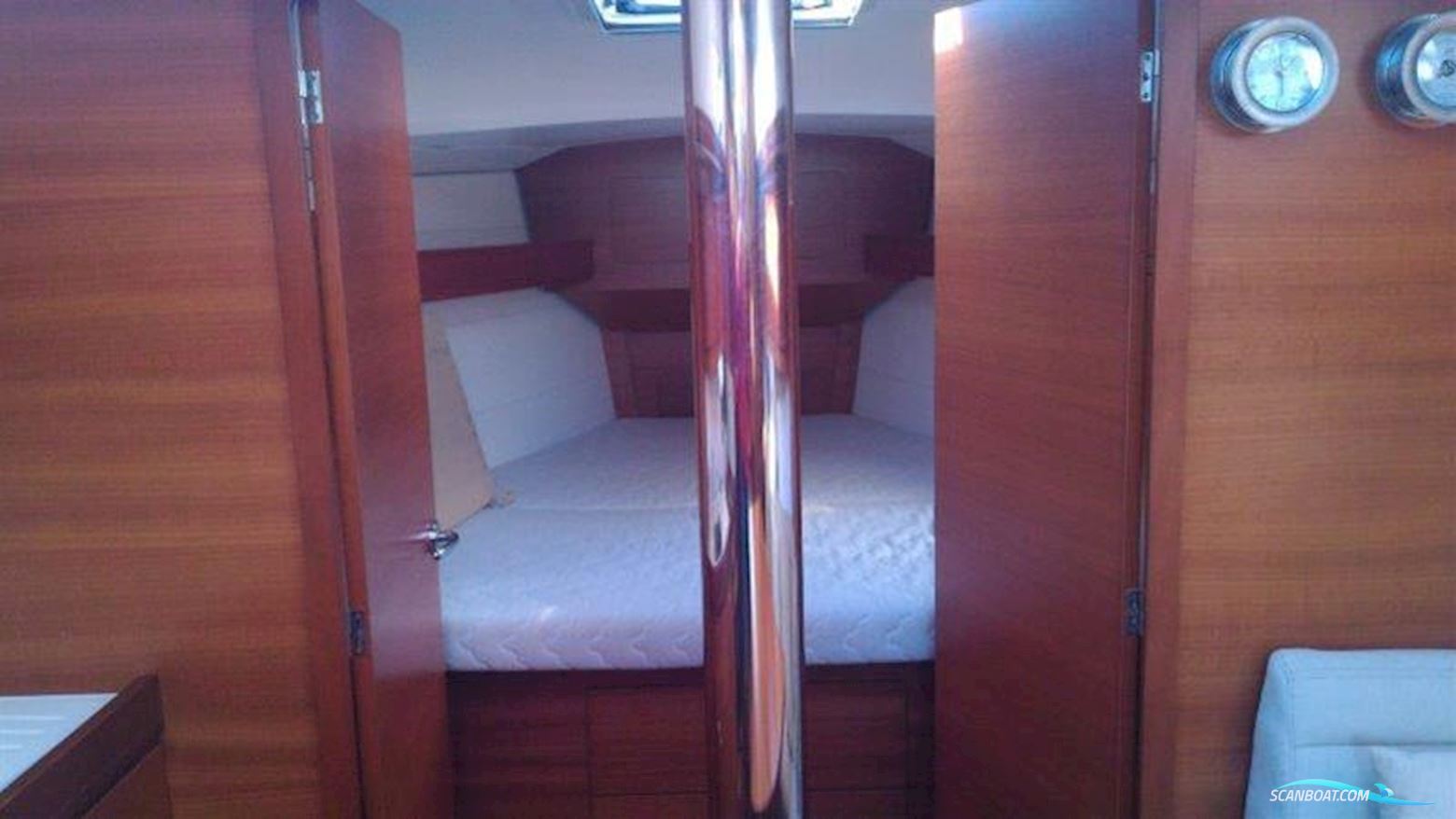 Dufour 382 GL