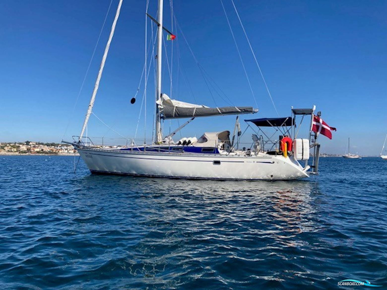 Dufour 39 Segelboot 1987, mit Volvo Penta MD2030
 motor, Dänemark