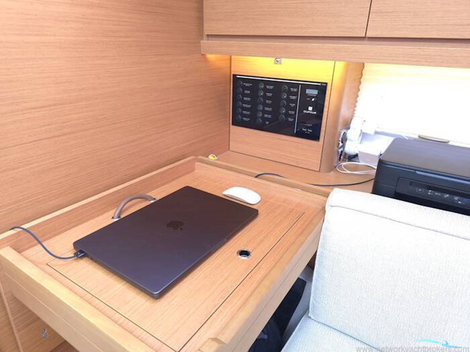 Dufour 390 Grand Large