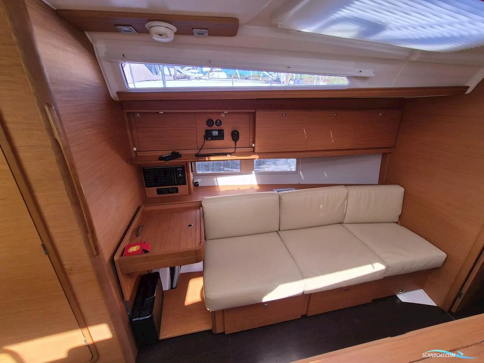 Dufour 390 Grand Large
