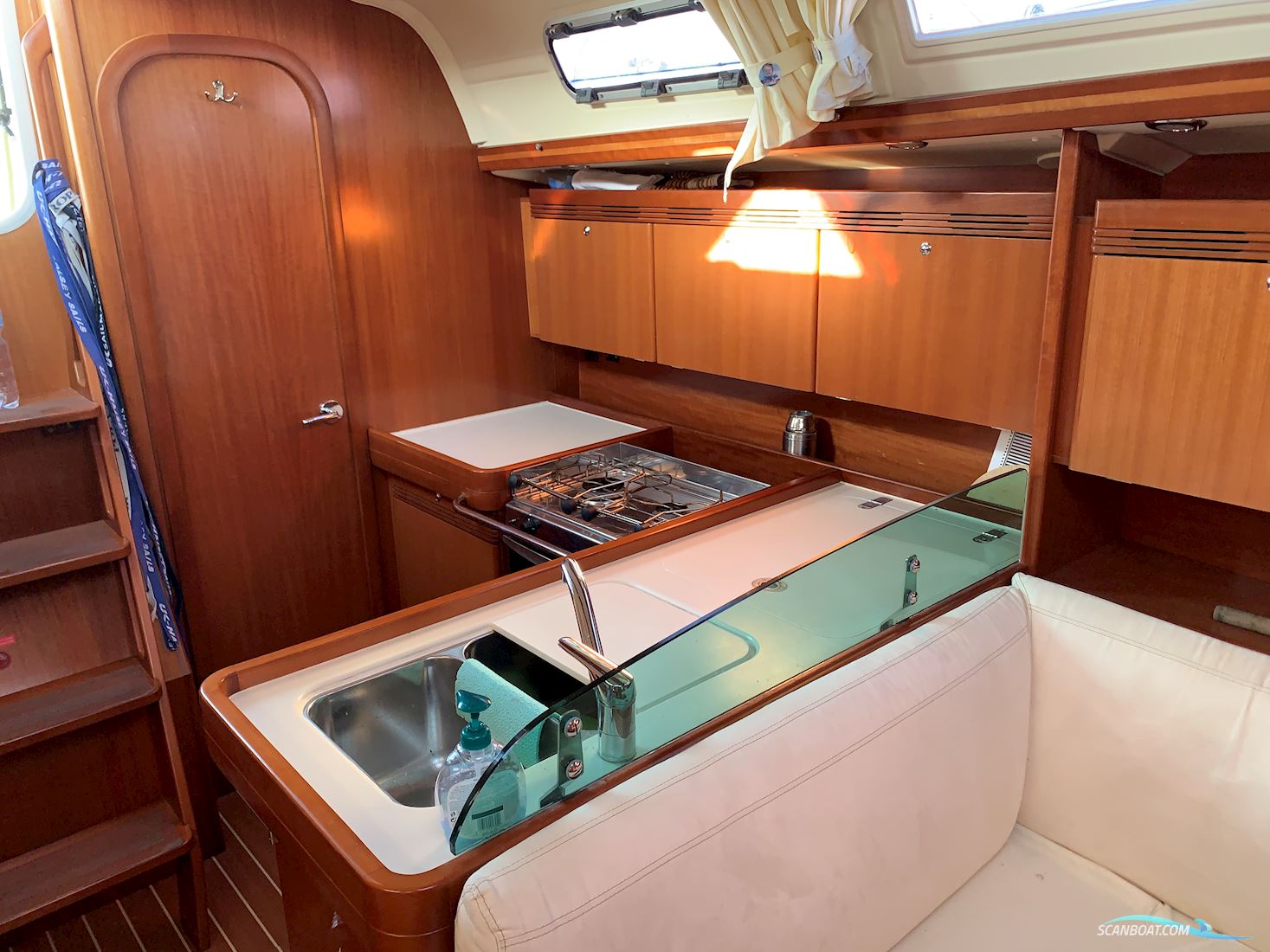 Dufour 40 Performance