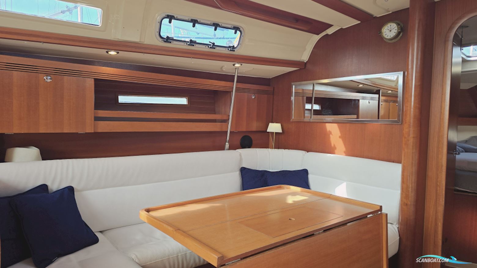 Dufour 40 Performance