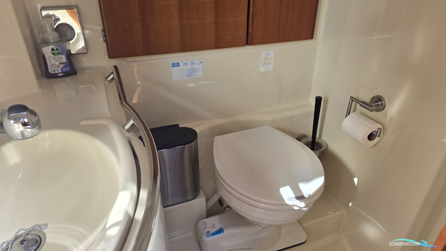 Dufour 40 Performance