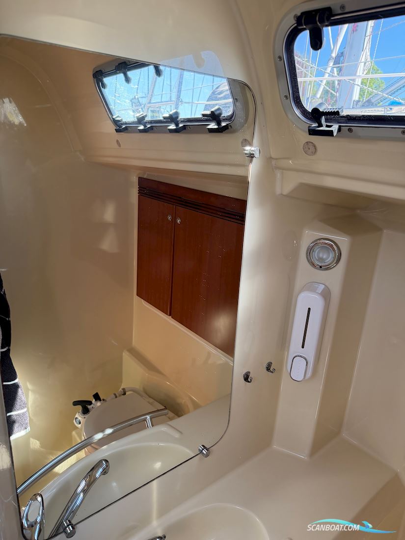 Dufour 40 Performance
