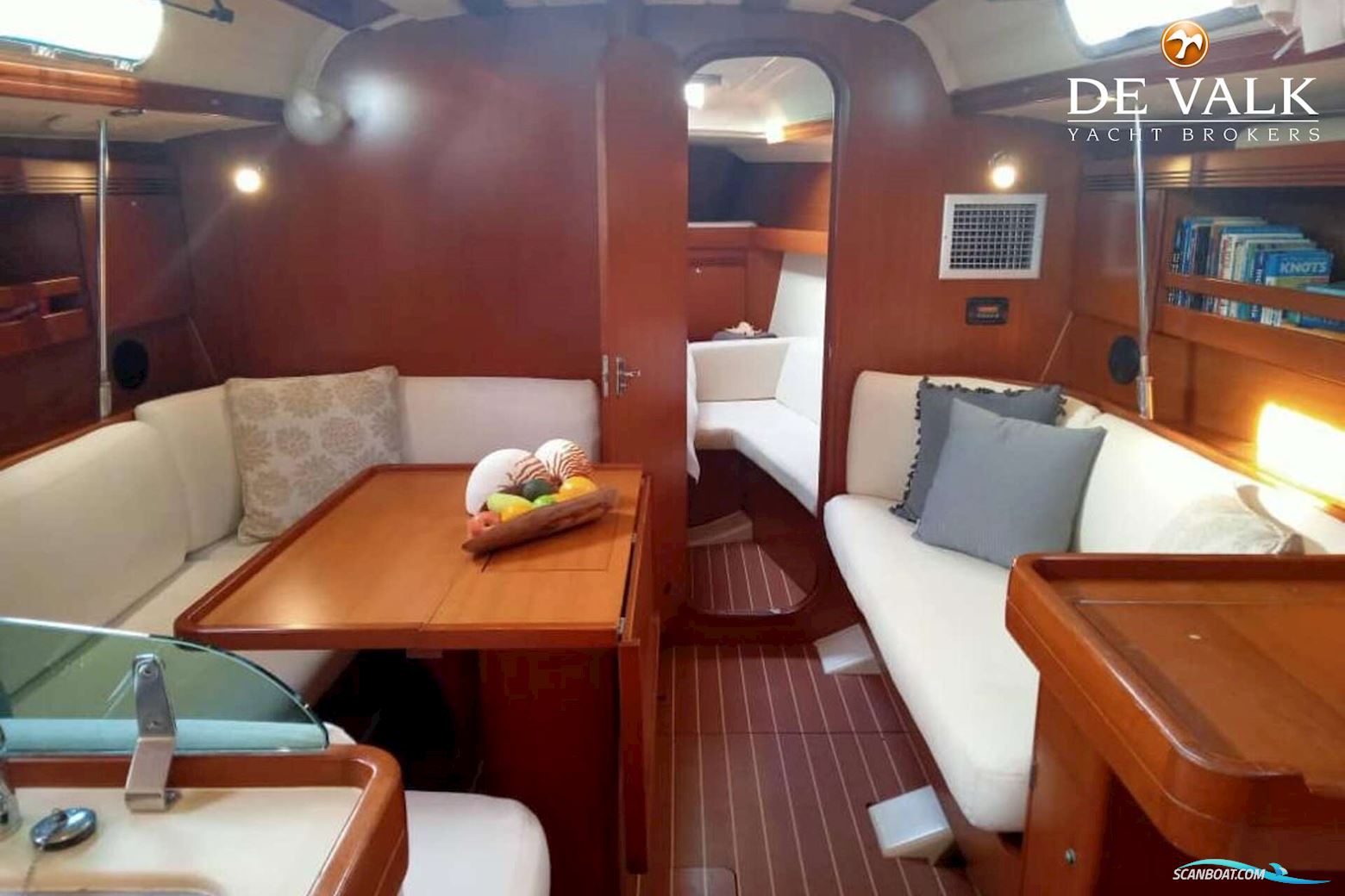 Dufour 40 Performance