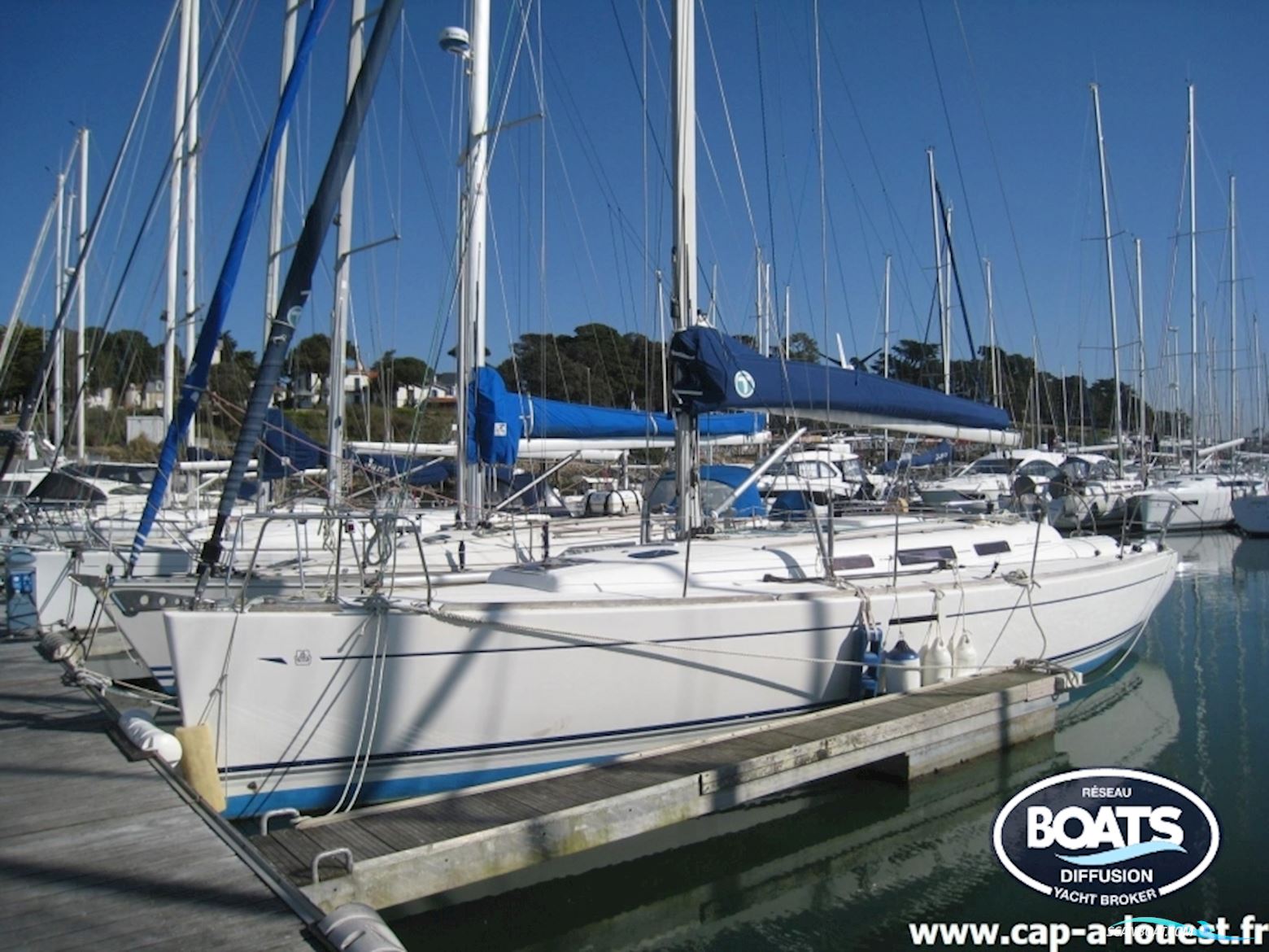 Dufour 40 Segelboot 2007, mit Volvo D-40 motor, Frankreich