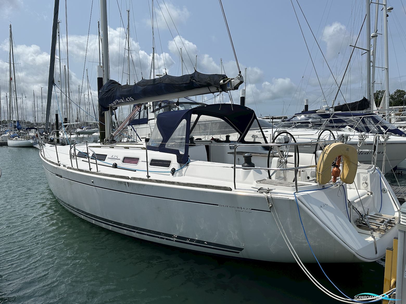 Dufour 425 Grand Large Segelboot 2011, mit Volvo Penta motor, England