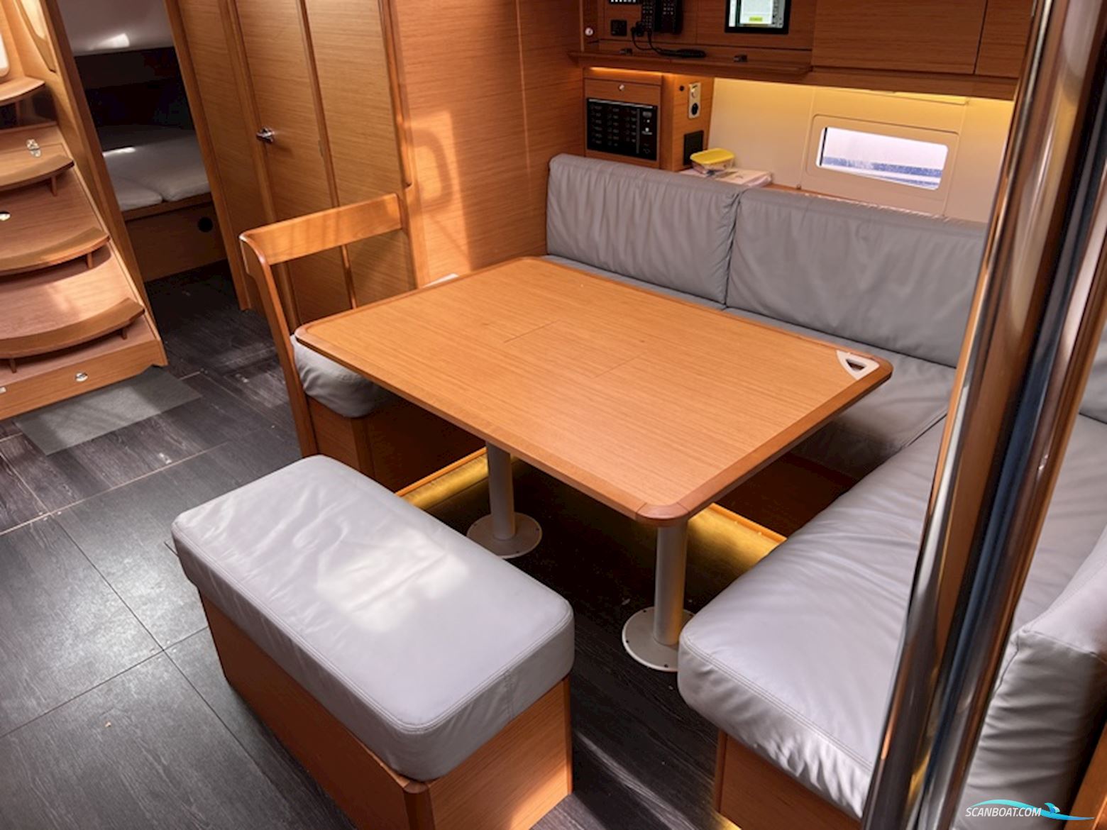 Dufour 430 GL