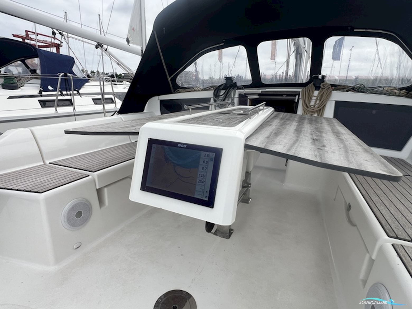 Dufour 430 GL