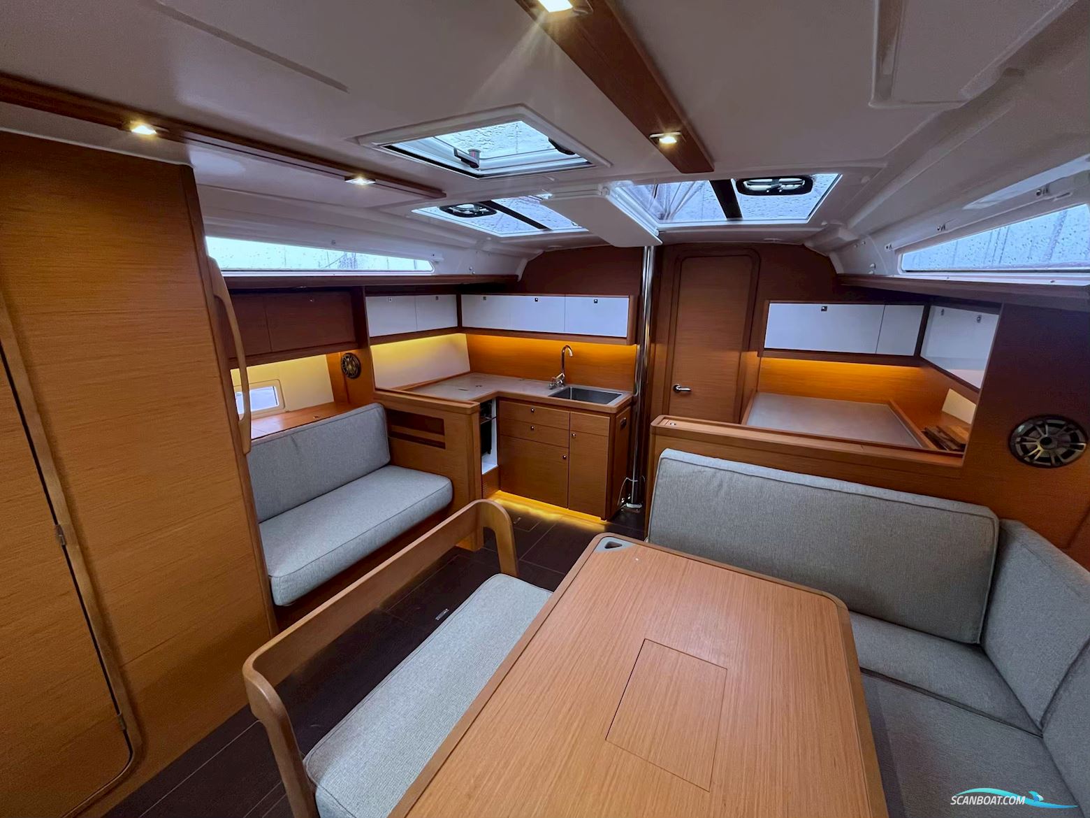 Dufour 430