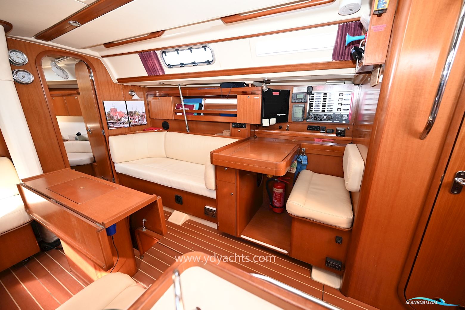 Dufour 44 Performance