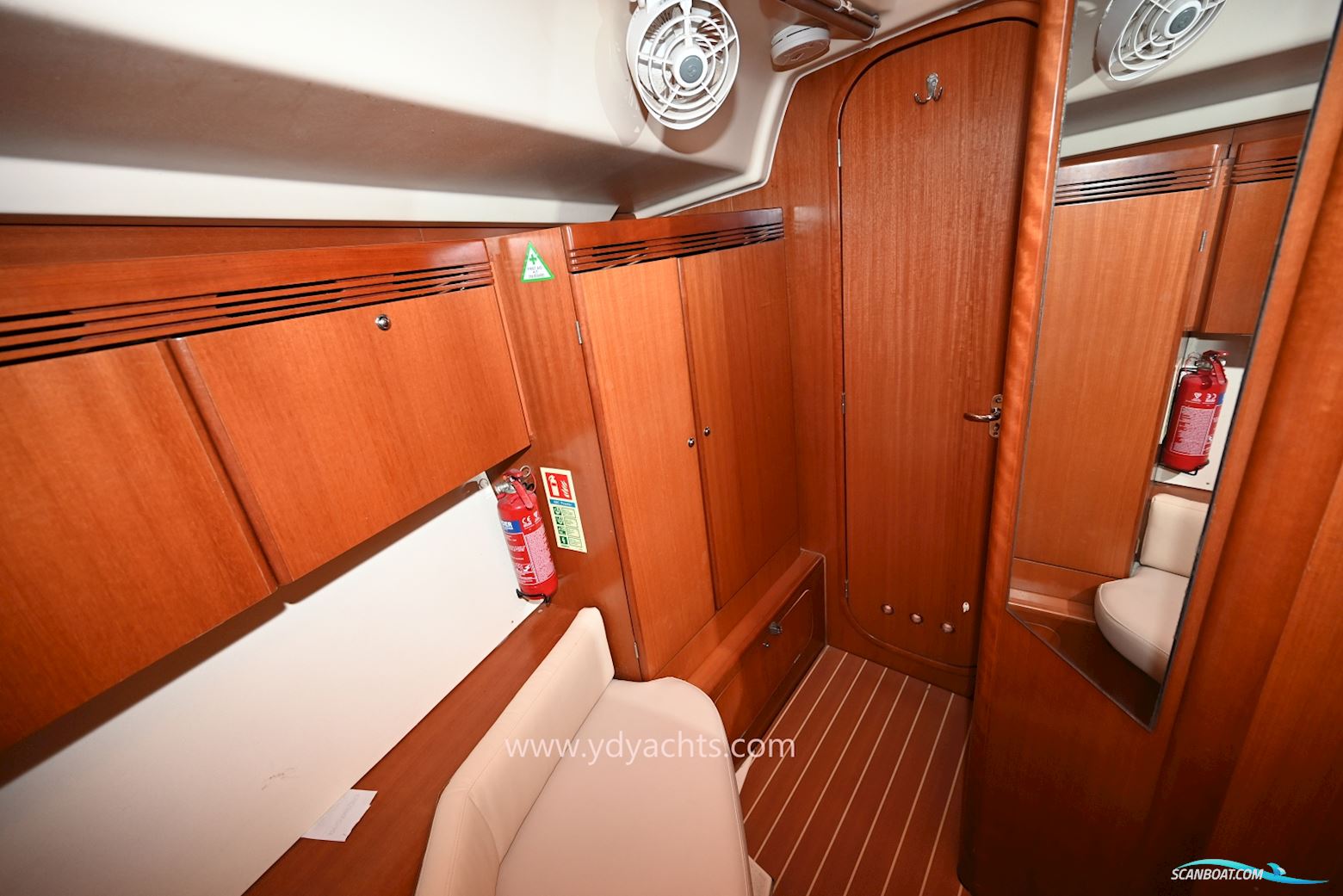 Dufour 44 Performance