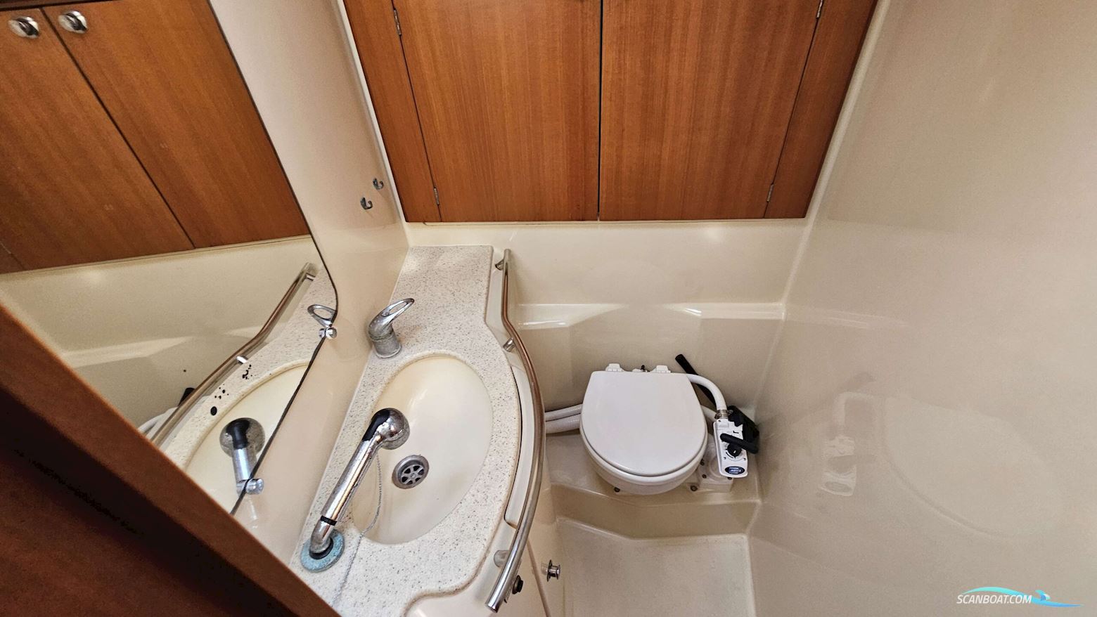 Dufour 44 Performance