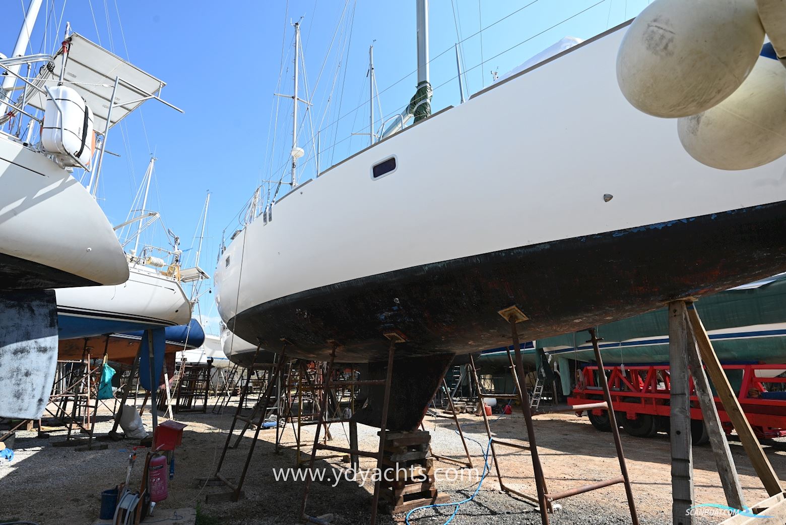 Dufour Atoll 43 Owner's Version