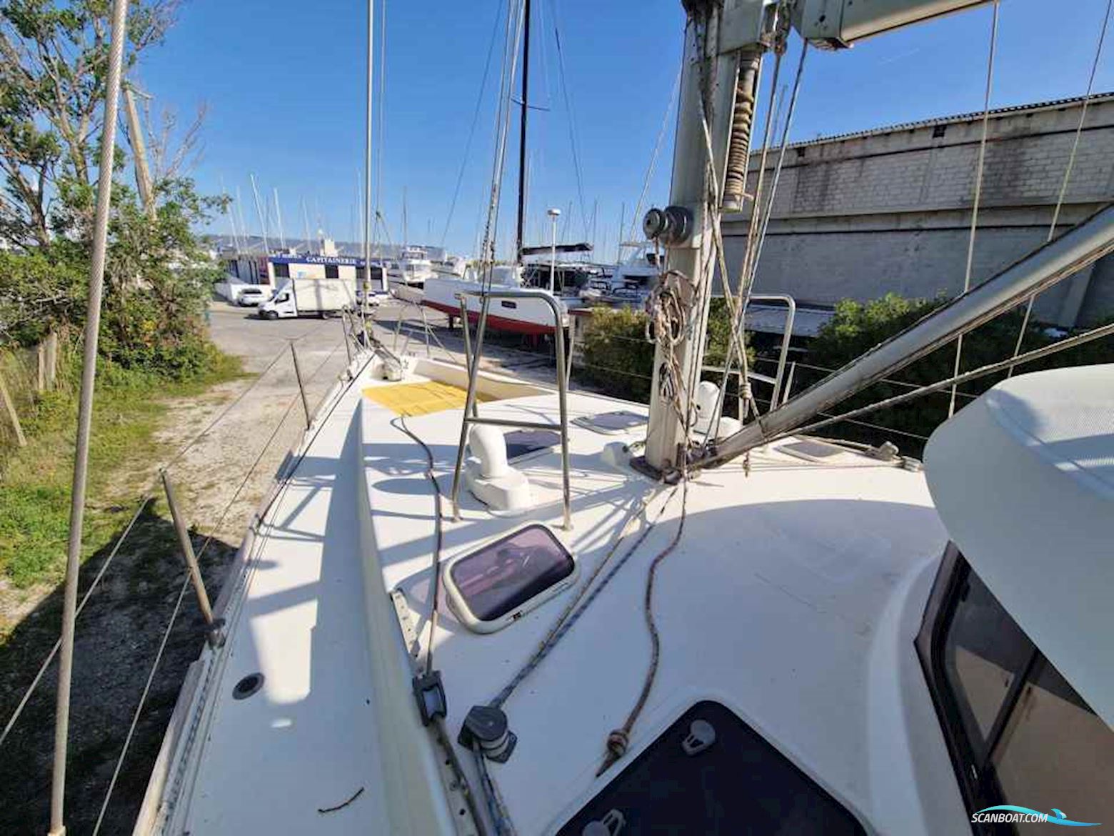 Dufour Yachts Atoll 43