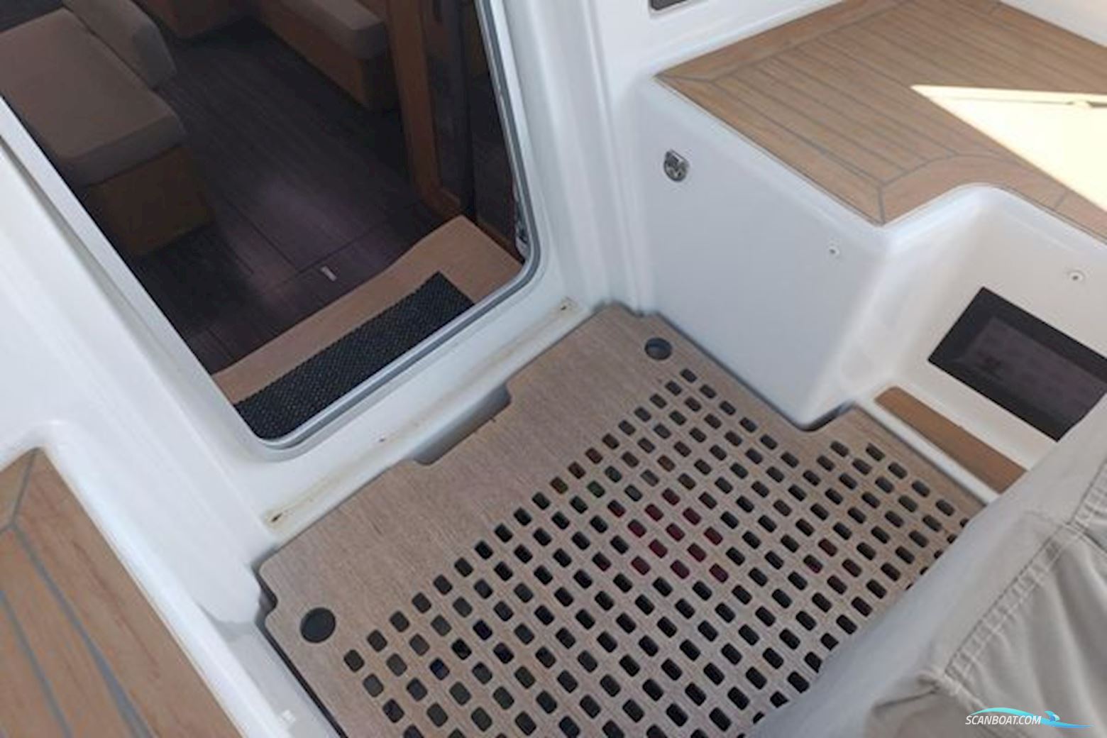 Dufour Yachts Dufour 530