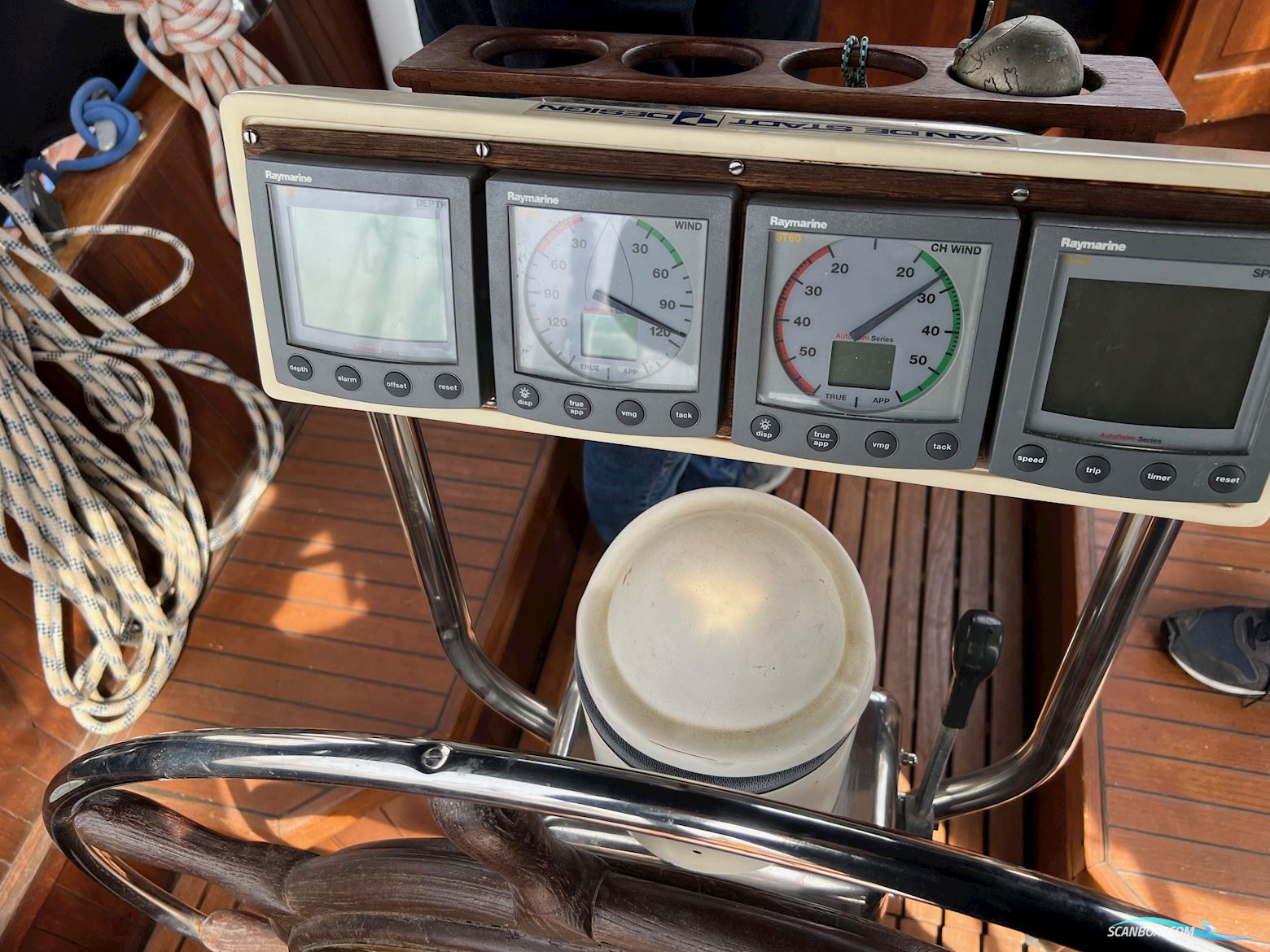 E.G. Van DE Stadt Stormy 55