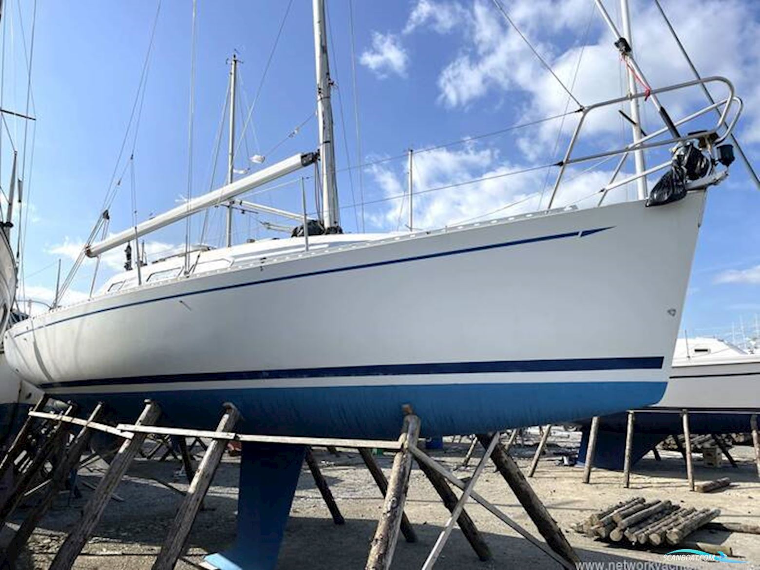 Elan Marine 295