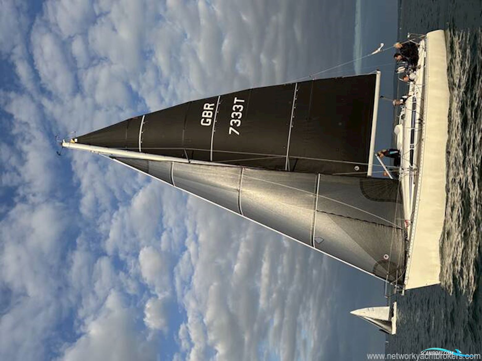Elan Marine 333