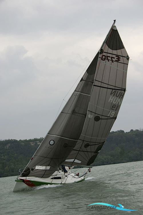 Elliott 770 Segelboot 2001, mit Yamaha motor, Sweden