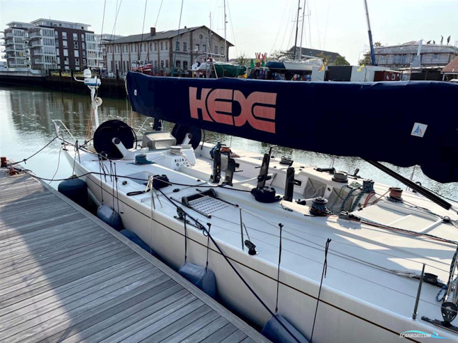 Eric Goetz Custom Sailboats 80