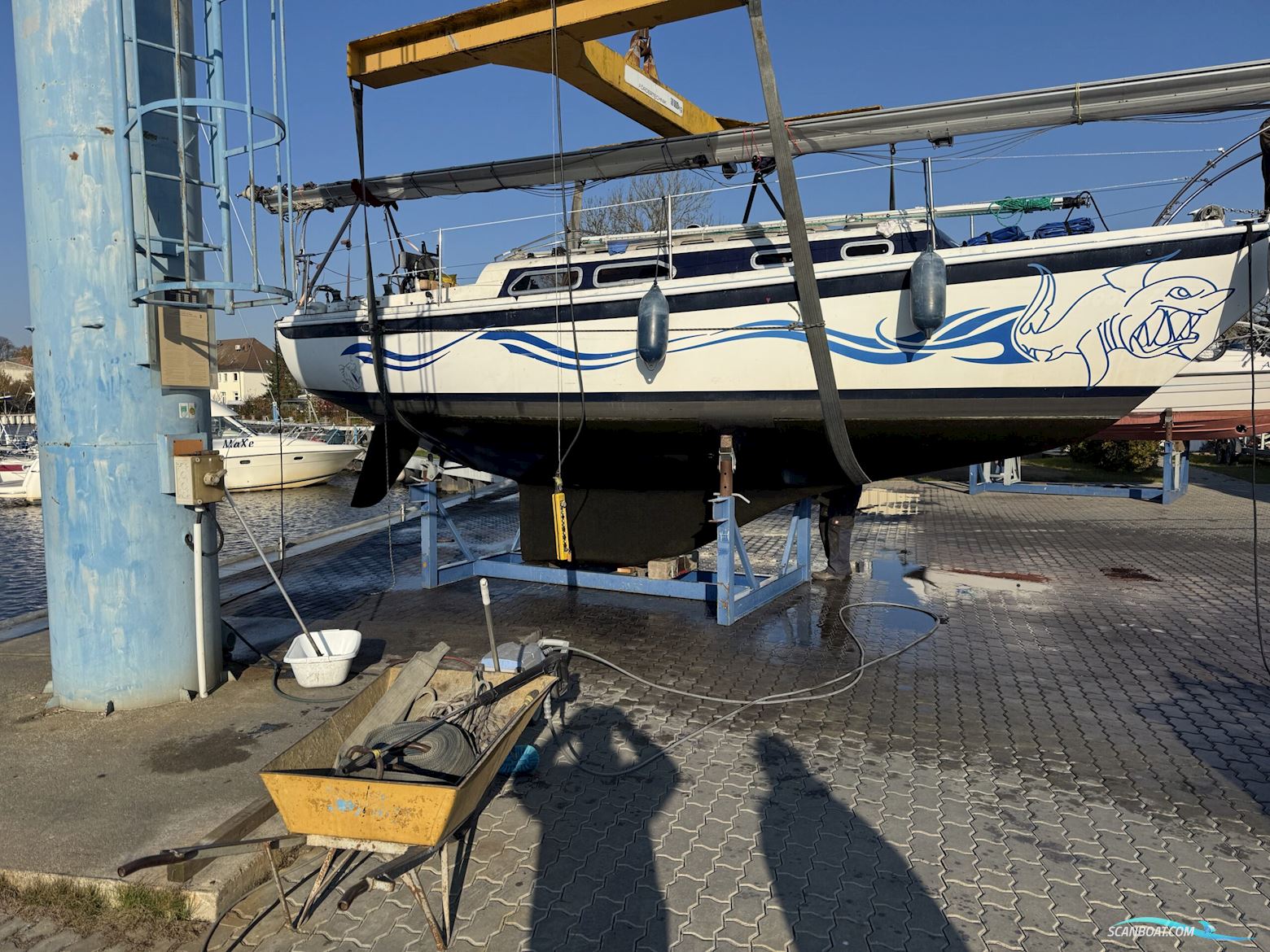 Ericson 29