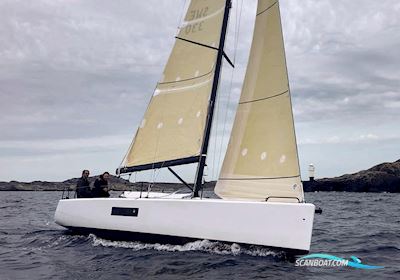 Esse 330 Segelboot 2022, mit Torqeedo Cruise 4.0 motor, Sweden