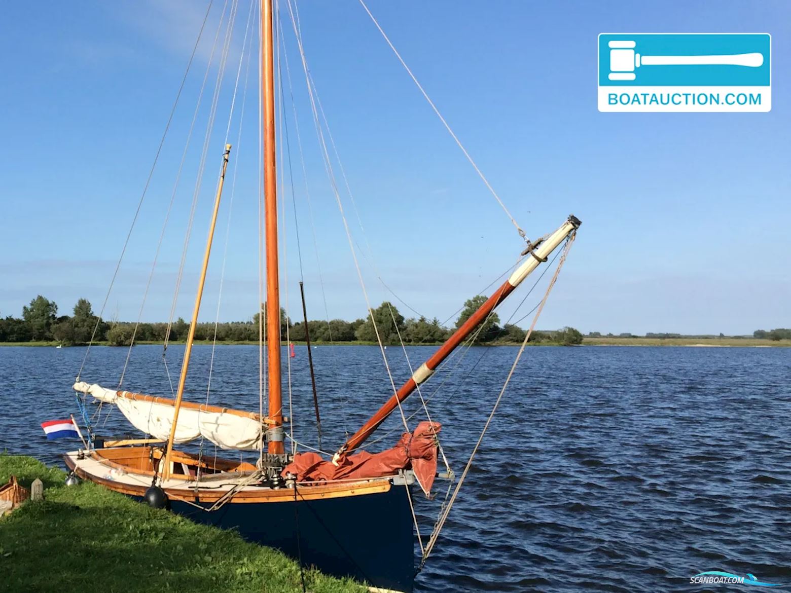 Falmouth Working Boat 690