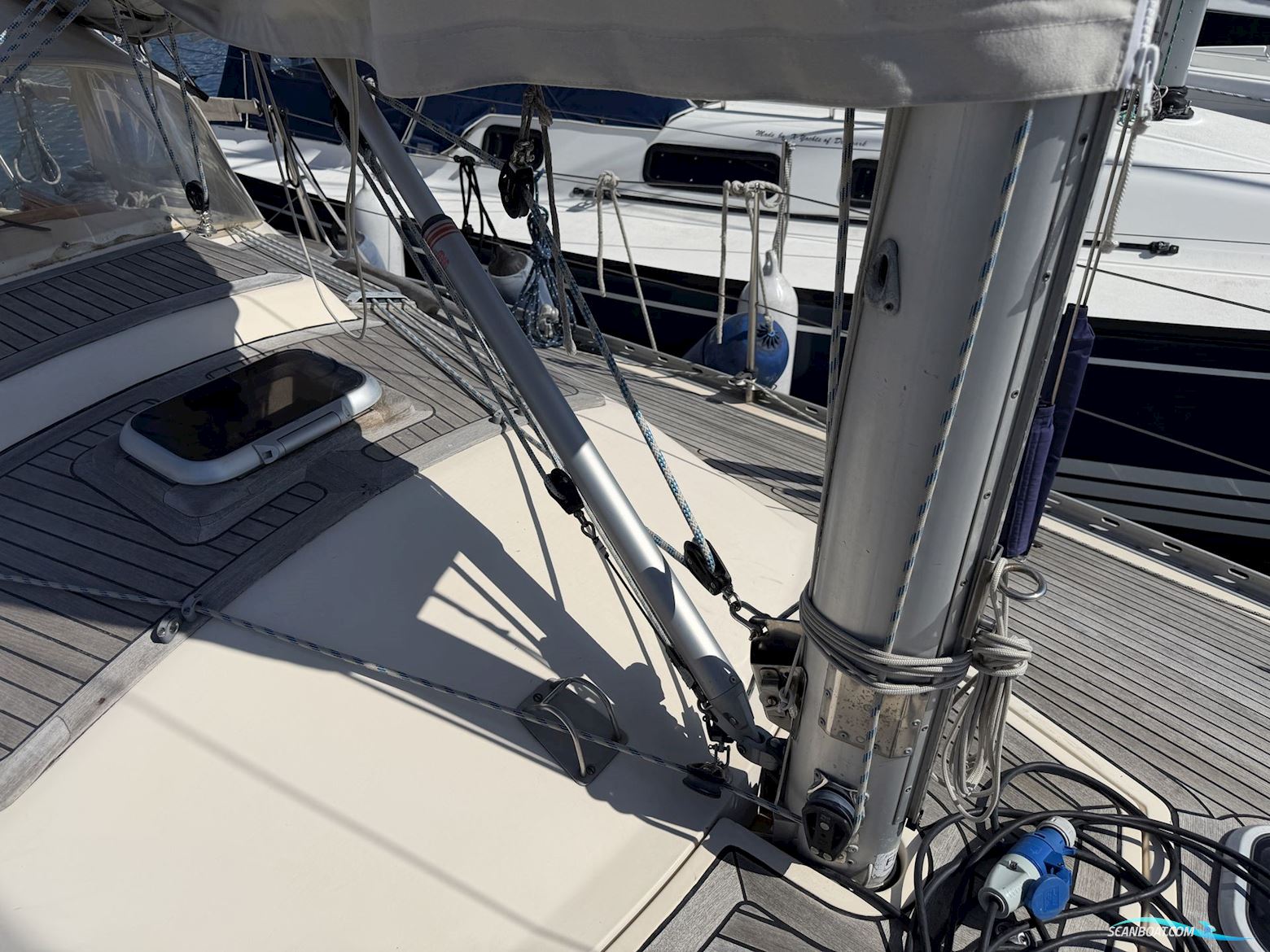 Fandango 32