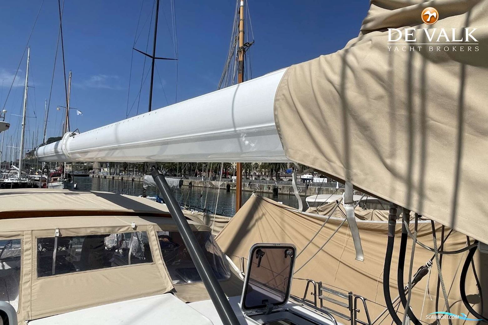 Farr 63 Pilot House