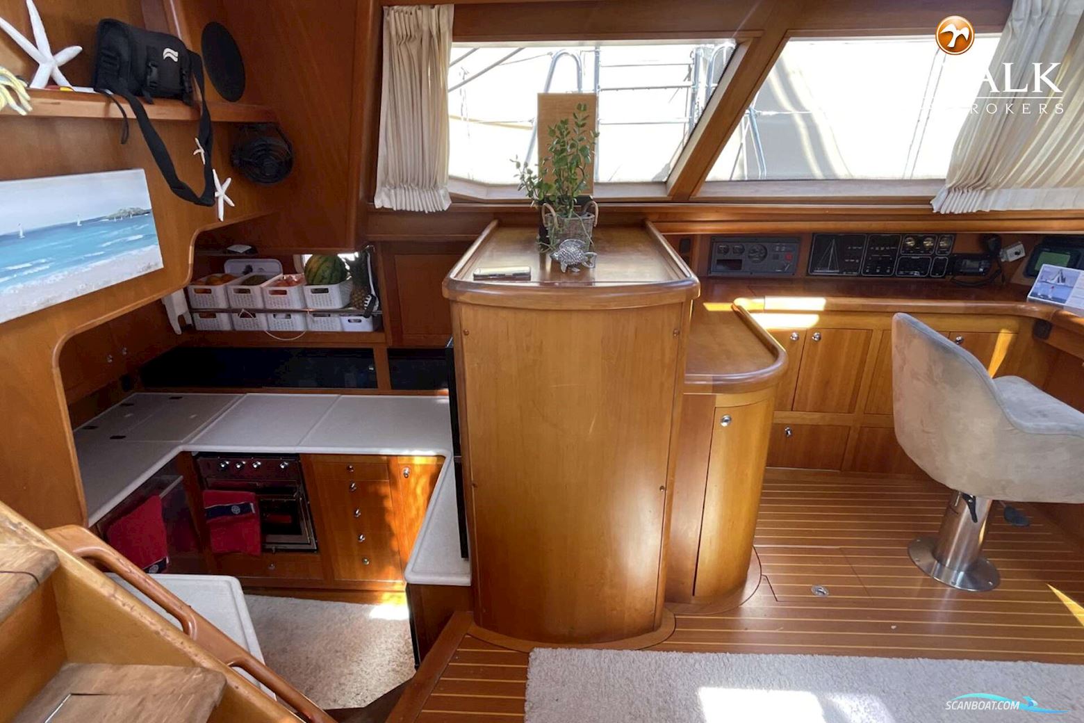 Farr 63 Pilot House