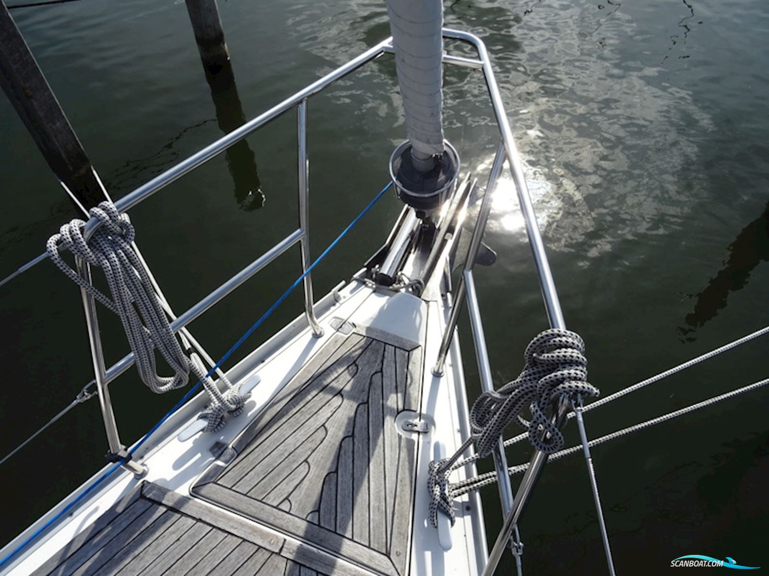 Feeling 36 Lift Keel