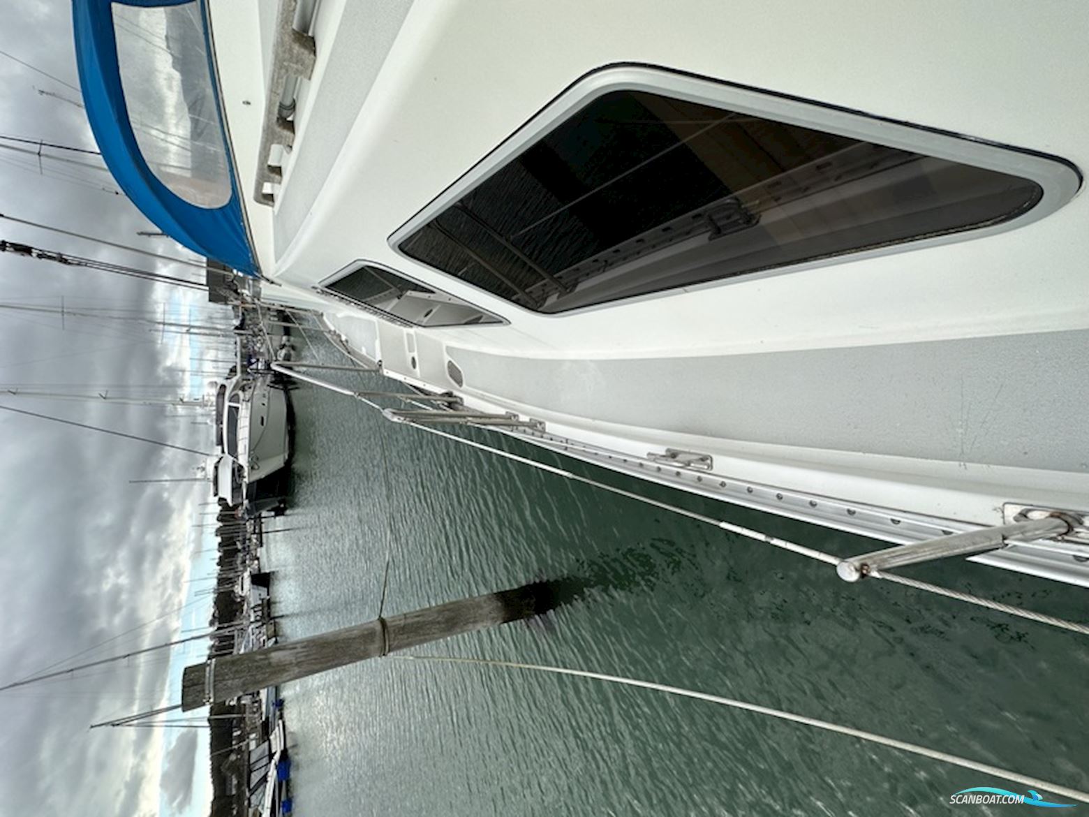 Finnrose 45 Deck saloon