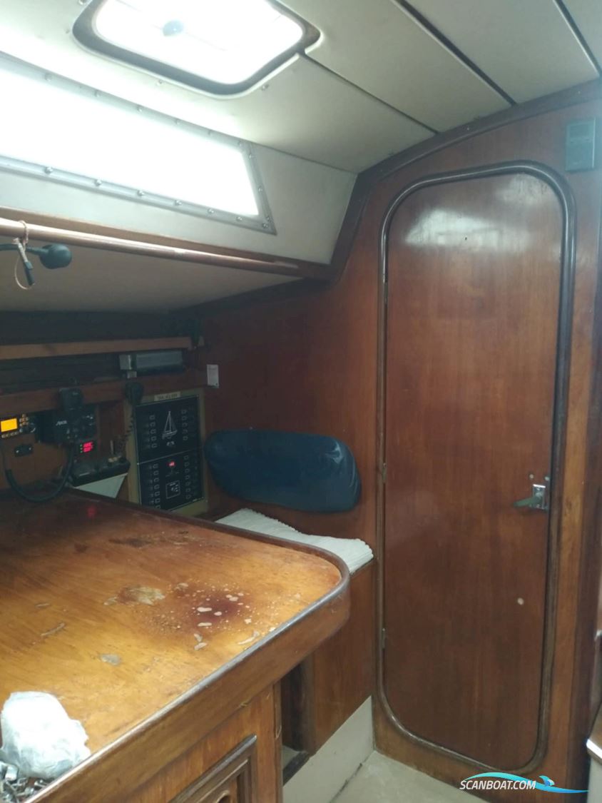 First Beneteau 42 Segelboot 1982, mit Perkins 4108 motor, Portugal