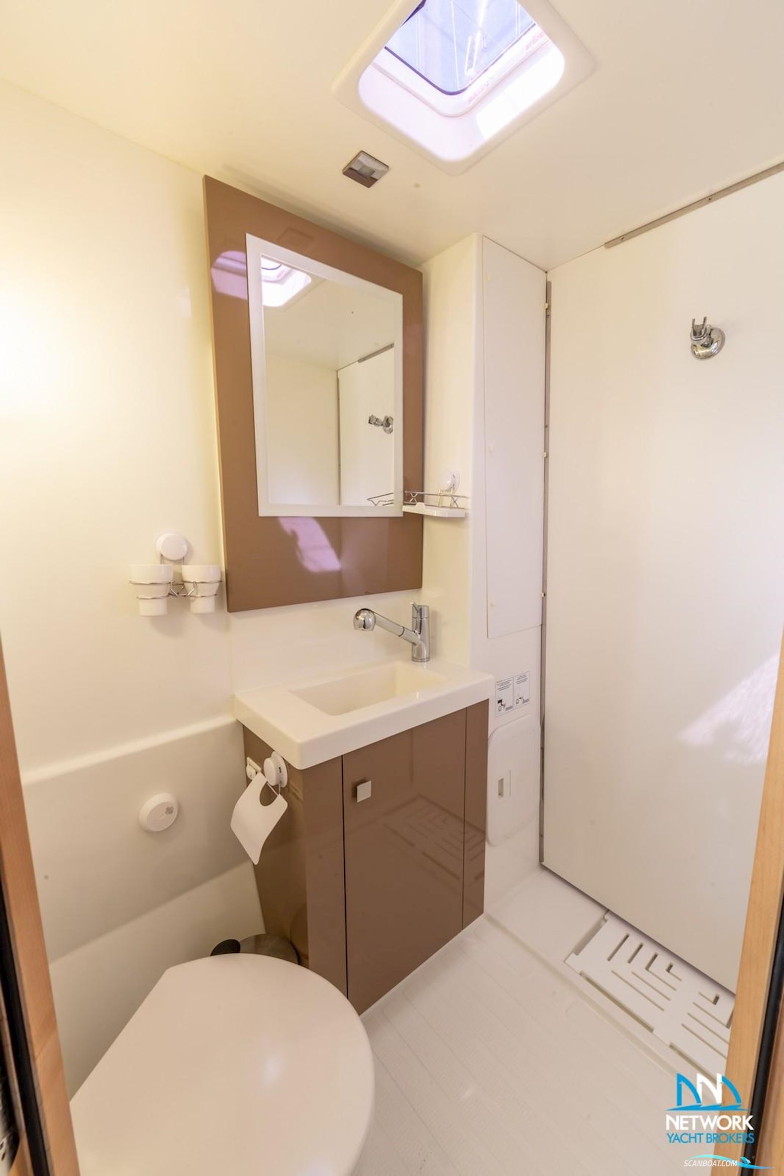 Fountaine Pajot Astrea 42