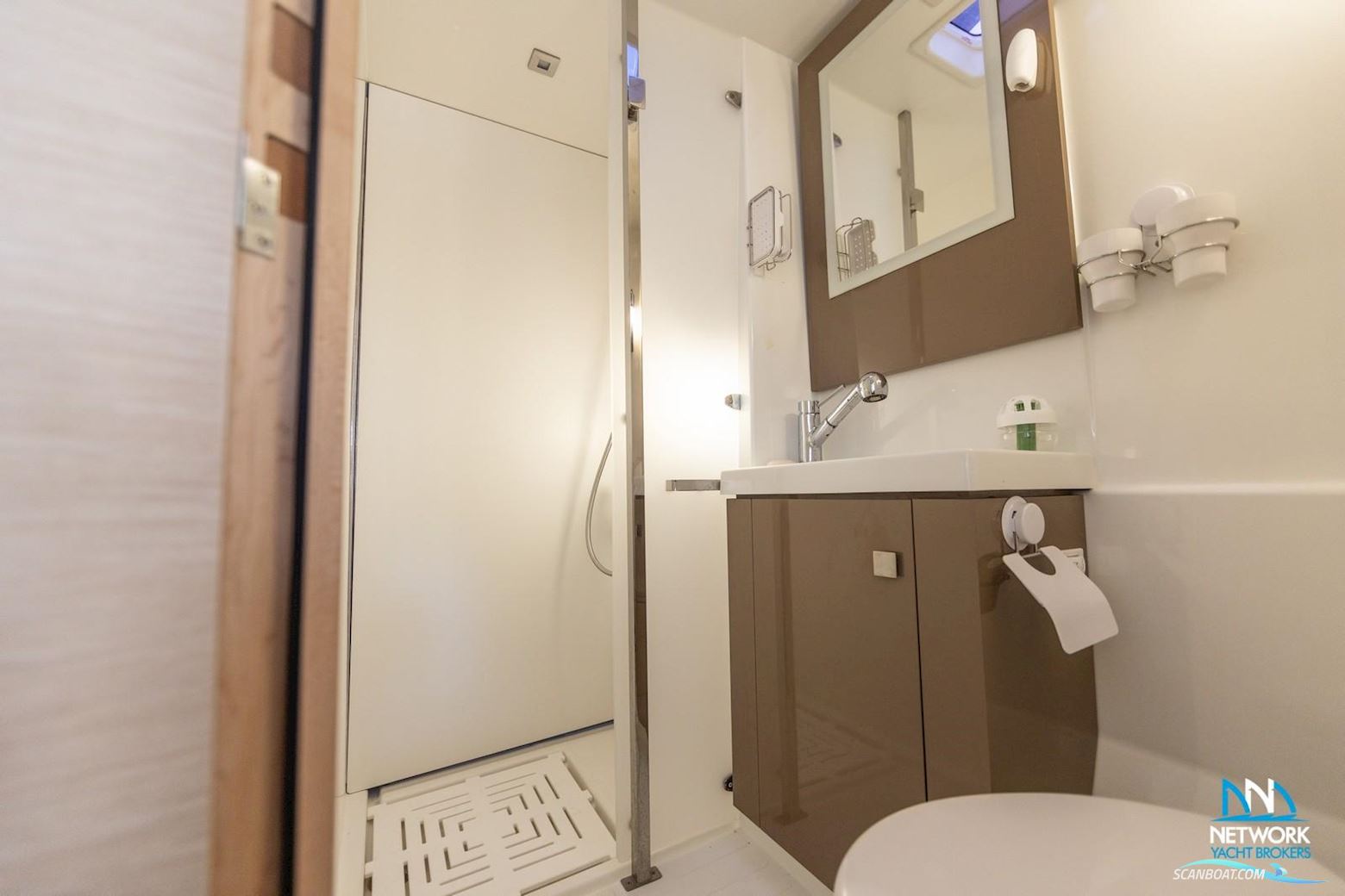 Fountaine Pajot Astrea 42