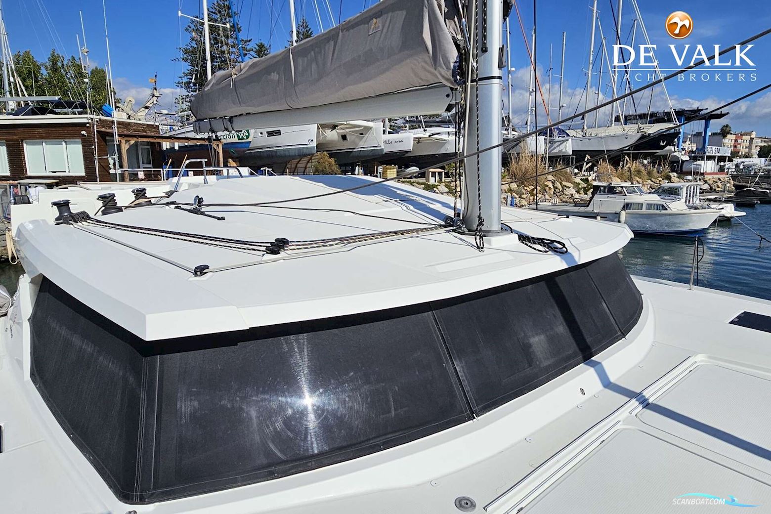 Fountaine Pajot Astrea 42