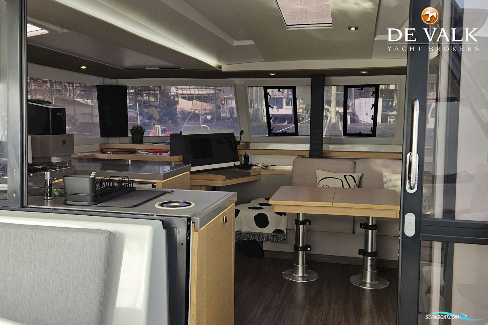 Fountaine Pajot Astrea 42