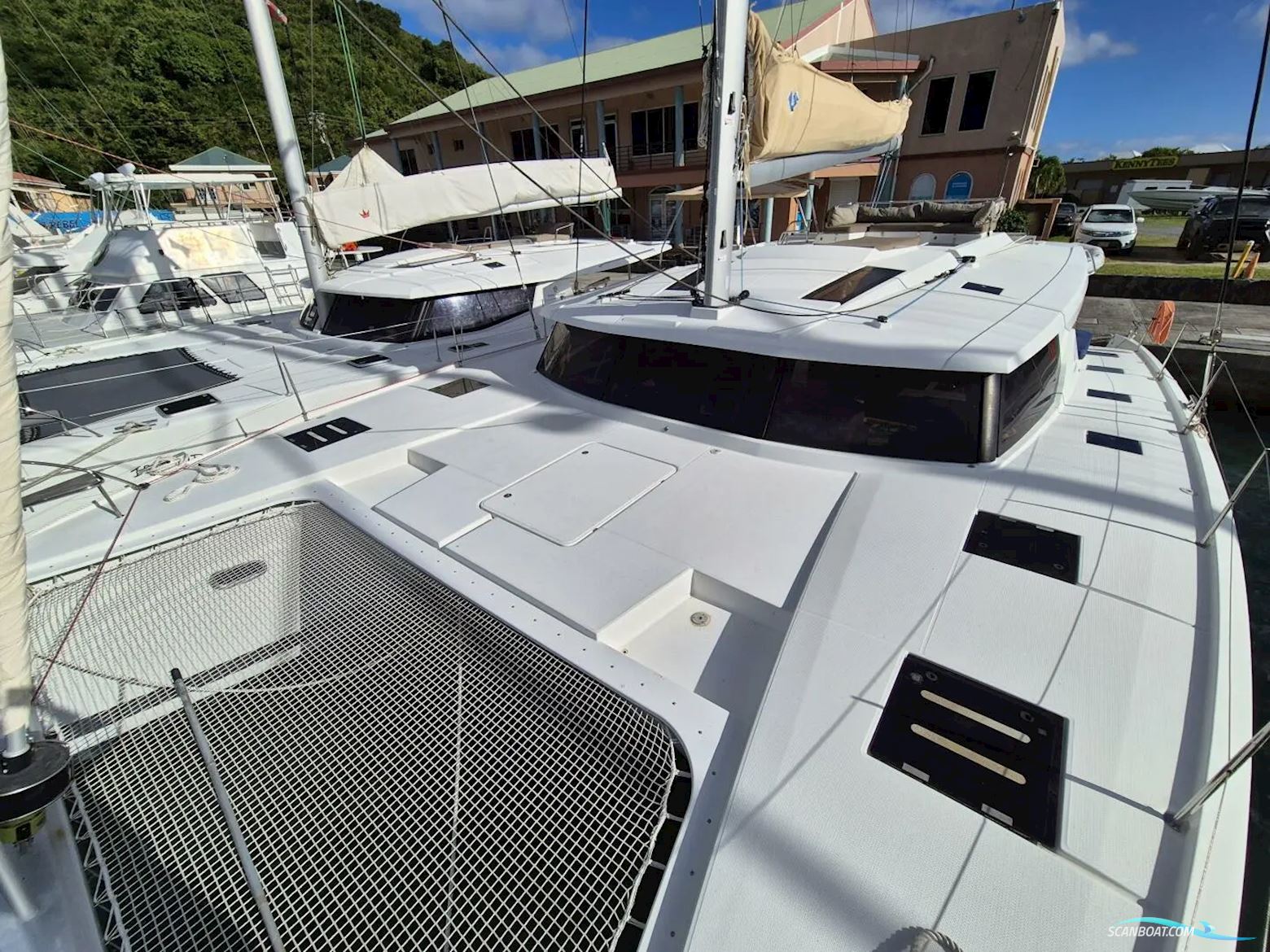 Fountaine Pajot Saona 47