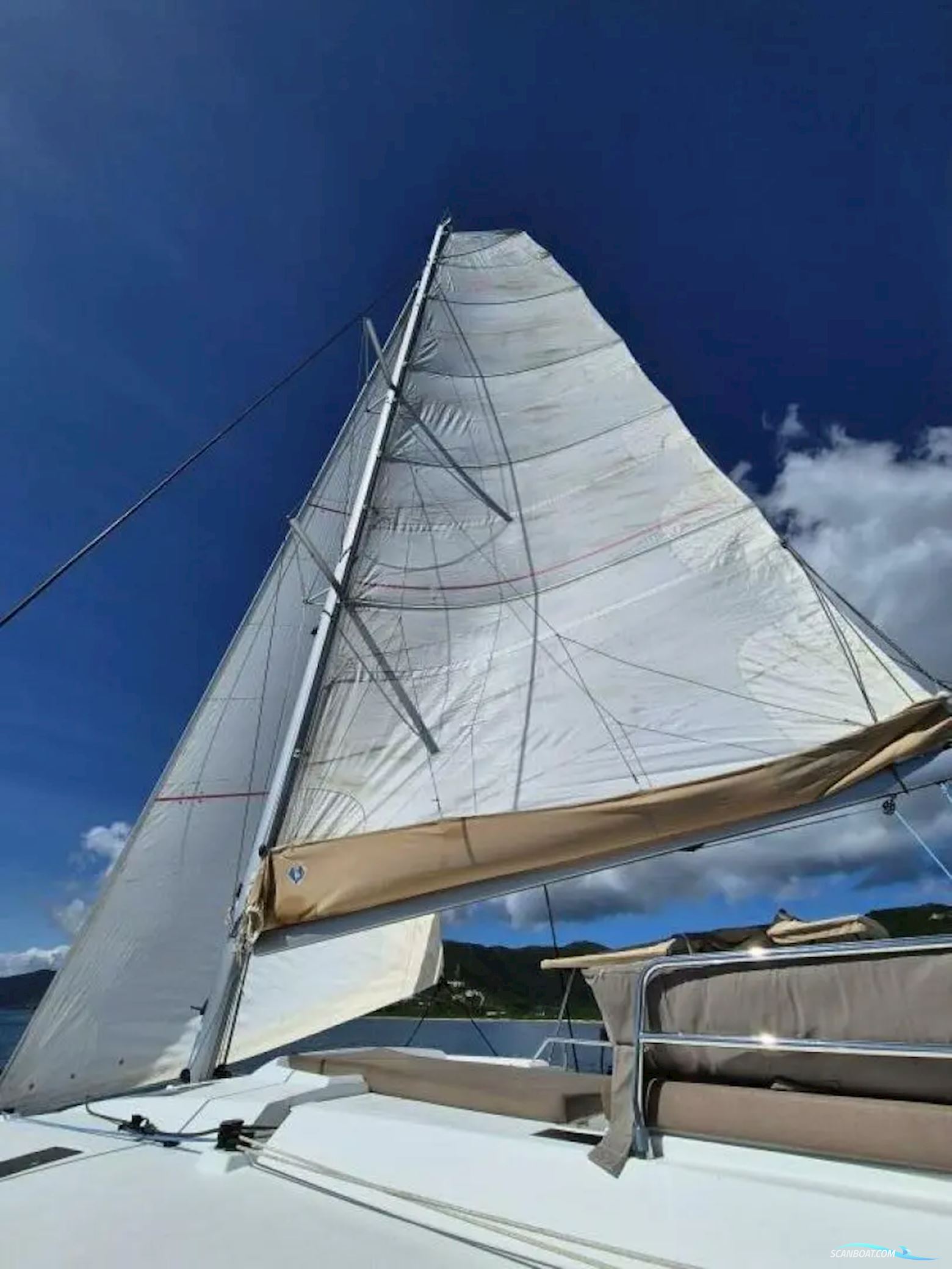 Fountaine Pajot Saona 47