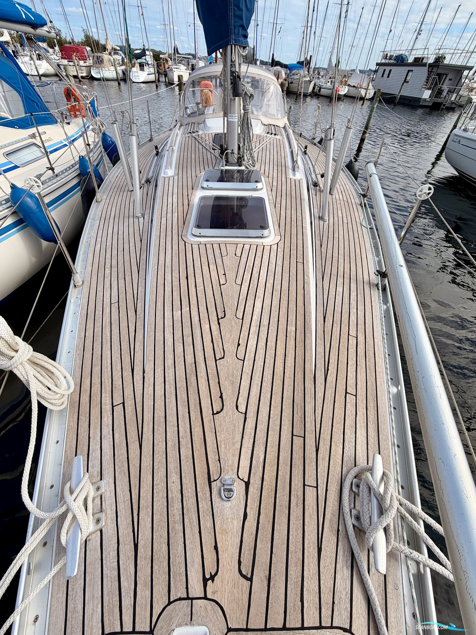 Grand Soleil 343