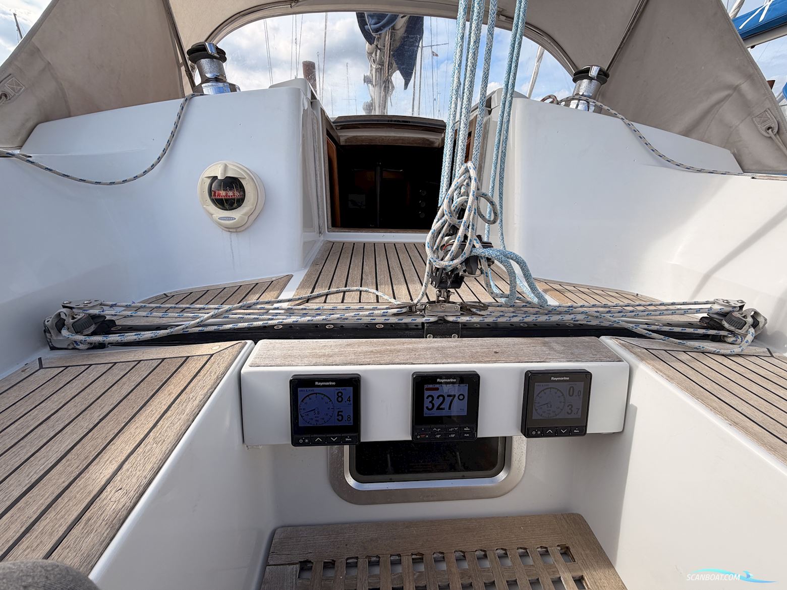 Grand Soleil 343